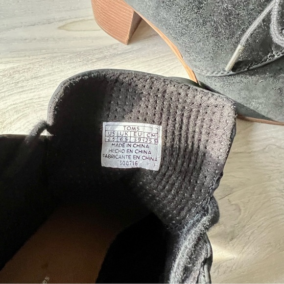 Toms Lunata Black Metallic lace up boots size 8 1/2 - Picture 8 of 12